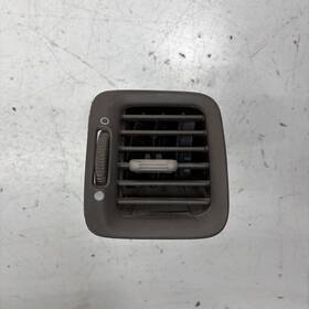 77630-sv1-a01zd Acura 94-97 Honda Accord Right Dashboard Vent Outlet Brown Oem