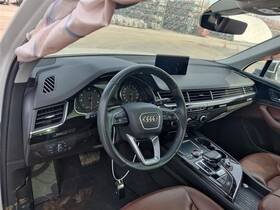 4m1857001ab24a Audi 2017-2019 Q7 Black Dash Panel Oem