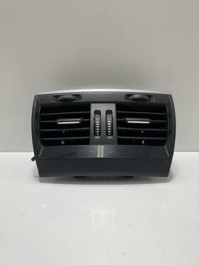 925201306 Bmw 08594-06 2014-2018 X5 Rear Center Console Air Vent Trim Bezel Oem