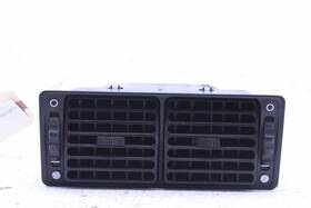 1367586 Bmw 1988 528e Center Dash Air Vent Grille Oem Used