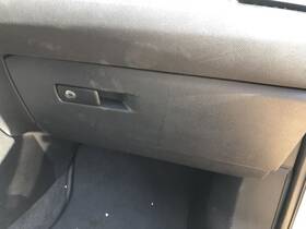 260.bm1118 Bmw X1 2018 Glove Box 809936