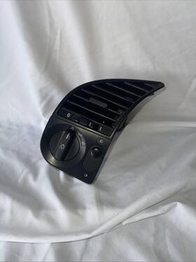 61311387051 Bmw 92-99 3 Series E36 Lh Dash Vent Headlight Switch Oem