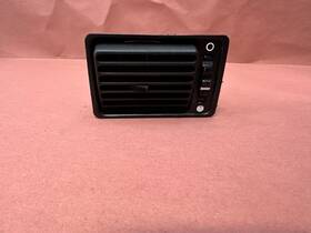 64221367388 Bmw E28 535i 528e 528i 533i Dash Ac Air Vent Right Grille Oem 168k Miles