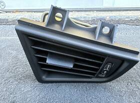 F5916688408 Bmw 2013 550i Right Side Ac Air Vent P/n
