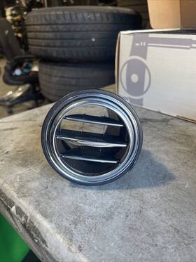 08557-002 Bog Mercedes S550 2014-2017 Front Right Or Left Center Dash Air Vent Outlet Duct Oem 08557-002 Bog Mercedes S550 2014-2017 Front Right Or Left Center Dash Air Vent Outlet Duct Oem