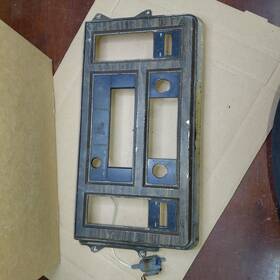 1252426 Buick 1977 Lesabre Dash Bezel