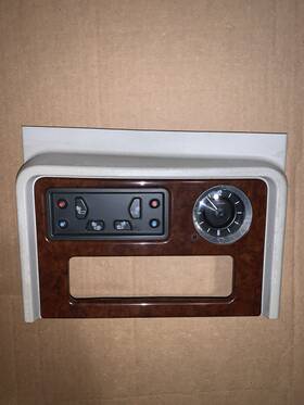 10376712 Cadillac 03-06 Escalade Dash Panel Center Trim Seat Temp Control Oem