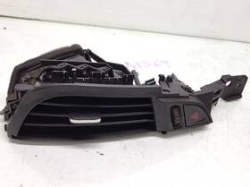 20932978 Cadillac 2013-2018 Ats Right Center A/c Vent Oem