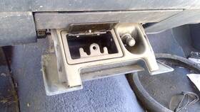 12501043 Chevrolet 1991-1993 Chevy Caprice Ash Tray Assembly Oem Slide Out Dash Blue