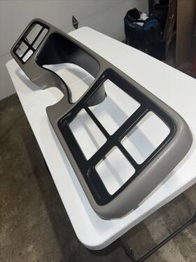 15178709 Chevrolet Oem 2000-2006 Chevy Silverado Tahoe Yukon Gauge Cluster Radio Dash Bezel