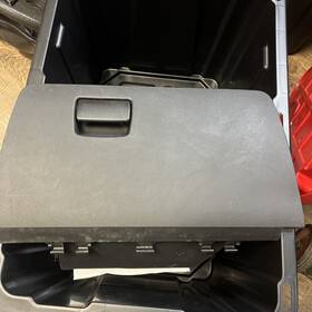 22774183 Chevrolet 2010-2017 Gmc Terrain Equinox Glove Box Black Storage Compartment Oem