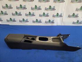 241-02585b Chevrolet 2010-2015 Camaro Ss Center Console Automatic Front Interior Lid 2674
