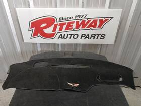 252.gm1z04 Chevrolet 97-04 C5 Corvette Dash Mat Black