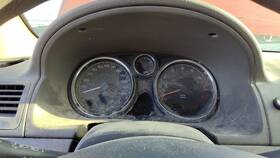 25962149 Chevrolet 05-10 Chevy Cobalt Trim Bezel Around Speedometer Dash Surround Panel 14c Gray