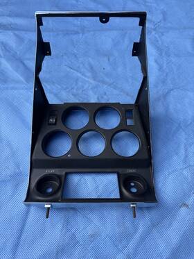Chevrolet 6497585 1969 - 1976 Corvette Dash Bezel Original Gm