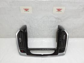 84286789 Chevrolet 18-21 Traverse Dash Radio Display Bezel Molding W Air Vents