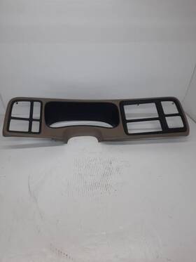 254.gm8b03 Chevrolet Truck 2003 Chevy Tahoe Dash Bezel Black Tan Oem