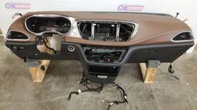 251-10042 Chrysler 18 2018 Pacifica Limited Dash Panel Assembly With Srs