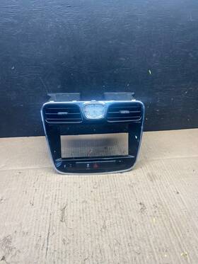 28189776 Chrysler 2011 - 2014 200 Dash Radio Bezel Trim Clock Hazard P3463 Dg