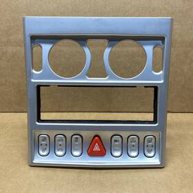 A1938200610 Chrysler 04-08 Crossfire Center Console Hazard Heated Seat Switch Dash Bezel 1938200610