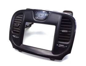 Ak27465dx8008 Chrysler 2015-2018-2021 300 Center Dash Screen Air Vent Clock Trim Bezel Oem 37b