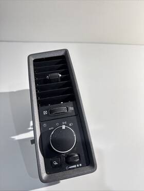 P68269910aa0010 Chrysler Dodge 2013-2018 Ram Truck 1500 Driver Side Dash Vent With Headlight Switch Oem