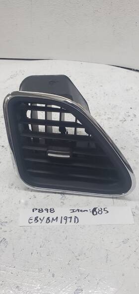 P898 Chrysler 2012 200 Center Dash Ac Heater Air Vent Assemblay