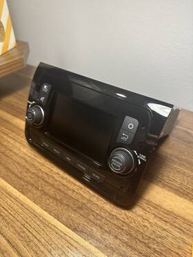 P6ua66lxfaa Continental Pn Ram Promaster 3500 2500 1500 Dash Center Display Radio Receiver Module Oem