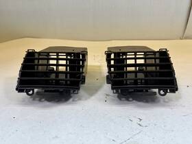 1000592 Dodge 2008-2010 Avenger Left And Right Set Dash A/c Heater Air Vent Oem