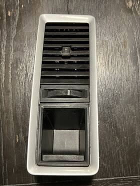 597006c1sd Dodge 2009 2010 2011 2012 Ram Passenger Rh Air Vent Insert With Cubby Oem
