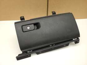 3890637 Dodge Ram 2019-2022 2500 Glove Box Assembly Oem 3890637 Dodge Ram 2019-2022 2500 Glove Box Assembly Oem