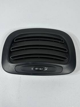 226789 Fiat 226789/2 14-17 500l Oem Center Upper Dash A/c Ac Air Vent Trim Grille Black