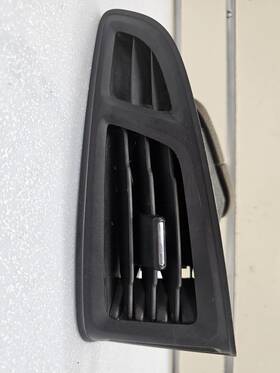 018b09 Ford 12-18 Focus Dash Left Driver Ac Heater Air Vent Filter Ventilation Black 018b09 Ford 12-18 Focus Dash Left Driver Ac Heater Air Vent Filter Ventilation Black
