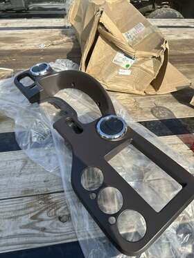 21lx-78045c90-h Ford New 03-06 Expedition Oem Brown Speedometer Radio Dash Vent Bezel Trim