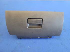 260.fd1h10 Ford 2010-2014 Mustang Gt S197 Glove Box Passenger Right Dash 2677