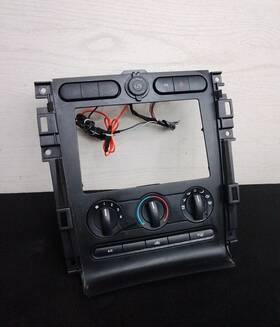 4r33-6304302-a Ford 06 Mustang Radio Stereo Climate Control Dash Trim Bezel 4r336304302a