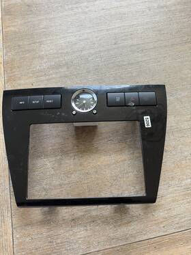 6n73-5404302 Ford 2006-2009 Fusion Dash Radio Bezel Clock Hazard Switch Oem