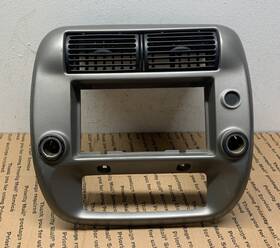 7154-1004302 Ford 1995-2011 Ranger Truck Dash Radio Climate Control Bezel