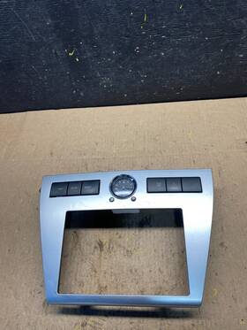 7n7c-15000 Ford 2006 To 2009 Fusion Center Dash Radio Clock Bezel Trim Oem R8536 Dg