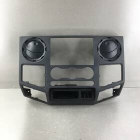 8c34-250432-a Ford 8c34-250432-a/b/ 2008-2010 F250 Radio Bezel Air Vent Center Dash Oem Black