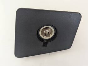 8c34-26047a04-j Ford 08 09 10 F250 F350 Dash Power Point 12v Outlet Trim Bezel