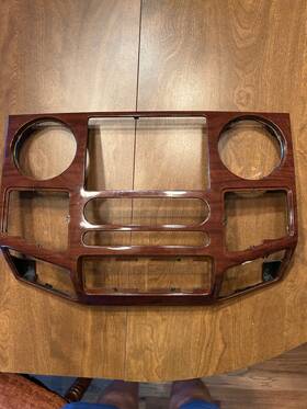 8c3z-2504302-eb Ford Genuine Center Panel