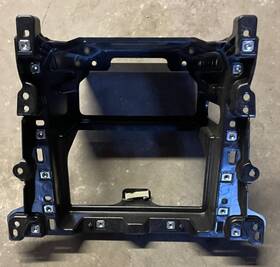 Ds73-18888 Ford 2016 Fusion 1.5l 1.5 L Center Side Dash Air Vent A/c Radio Climate Mount 16 Ds73-18888 Ford 2016 Fusion 1.5l 1.5 L Center Side Dash Air Vent A/c Radio Climate Mount 16