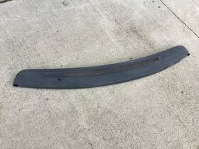 F57b-10046b62-a Ford 98-05 99 Ranger Black Defrost Vent Grille Upper Dash Trim Bezel Free Ship F57b-10046b62-a Ford 98-05 99 Ranger Black Defrost Vent Grille Upper Dash Trim Bezel Free Ship