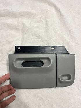 F57b1004810-al Ford 1997 1998 Ranger-mazda B -ashtray With 12v Plug - Gray Oem