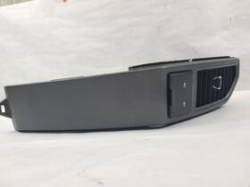 131.fd8321 Ford Truck Center Right Side Dash Vent F250sd 2021 562719