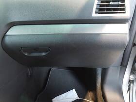 260.fd8315 Ford Truck Explorer 2015 Glove Box 2692655