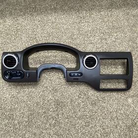 2l1x78044d70 Ford Truck Front Dash Cluster Bezel Radio Surround Trim Panel 04 05 06 Expedition Oem