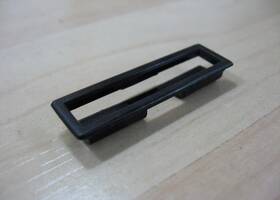 22-21148-0 Freightliner / Volvo Plastic Bezel For Dash Board Illumination #m261cq
