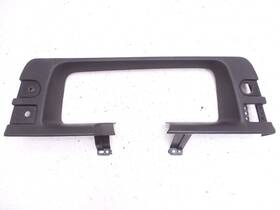 10181729 General Motors 90-92 Camaro Gauge Instrument Cluster Face Plate Surround Trim Panel Gm